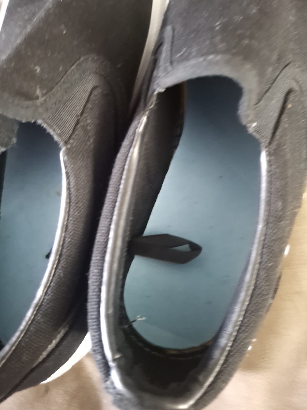 Hurley Black Canvas Slip-On Sneakers with Blue Sole - Picture 3 of 5
